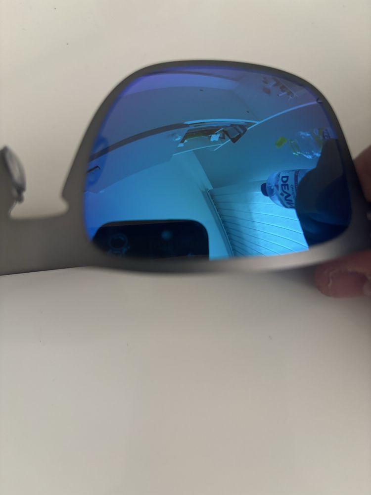 Слънчеви очила OAKLEY