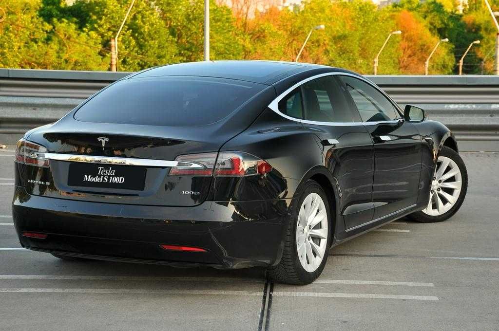 tesla model s d100