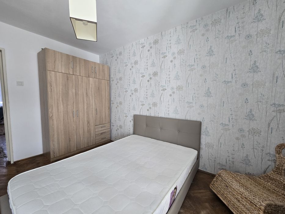 Inchiriez apartament 3 camere Veteranilor Lujerului