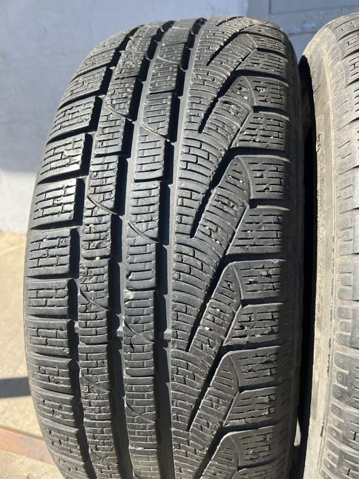 4 бр. зимни гуми 225/45/18 Pirelli RSC 5,5-6 mm DOT 3314