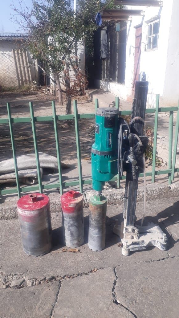 Установка для алмазного бурение