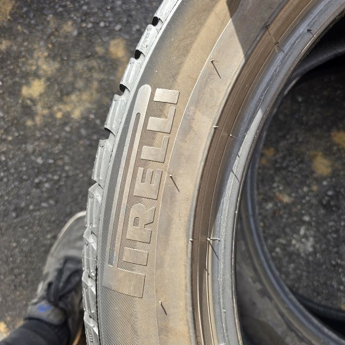 2x 255/45/19 M+S PIRELLI 2022 Stare excelentă