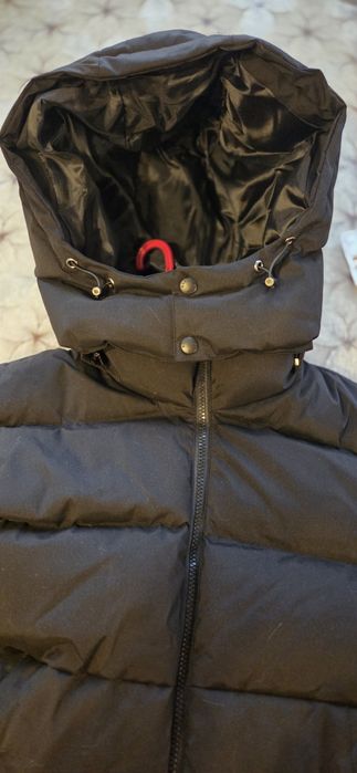 Ново  мъжко яке Boss