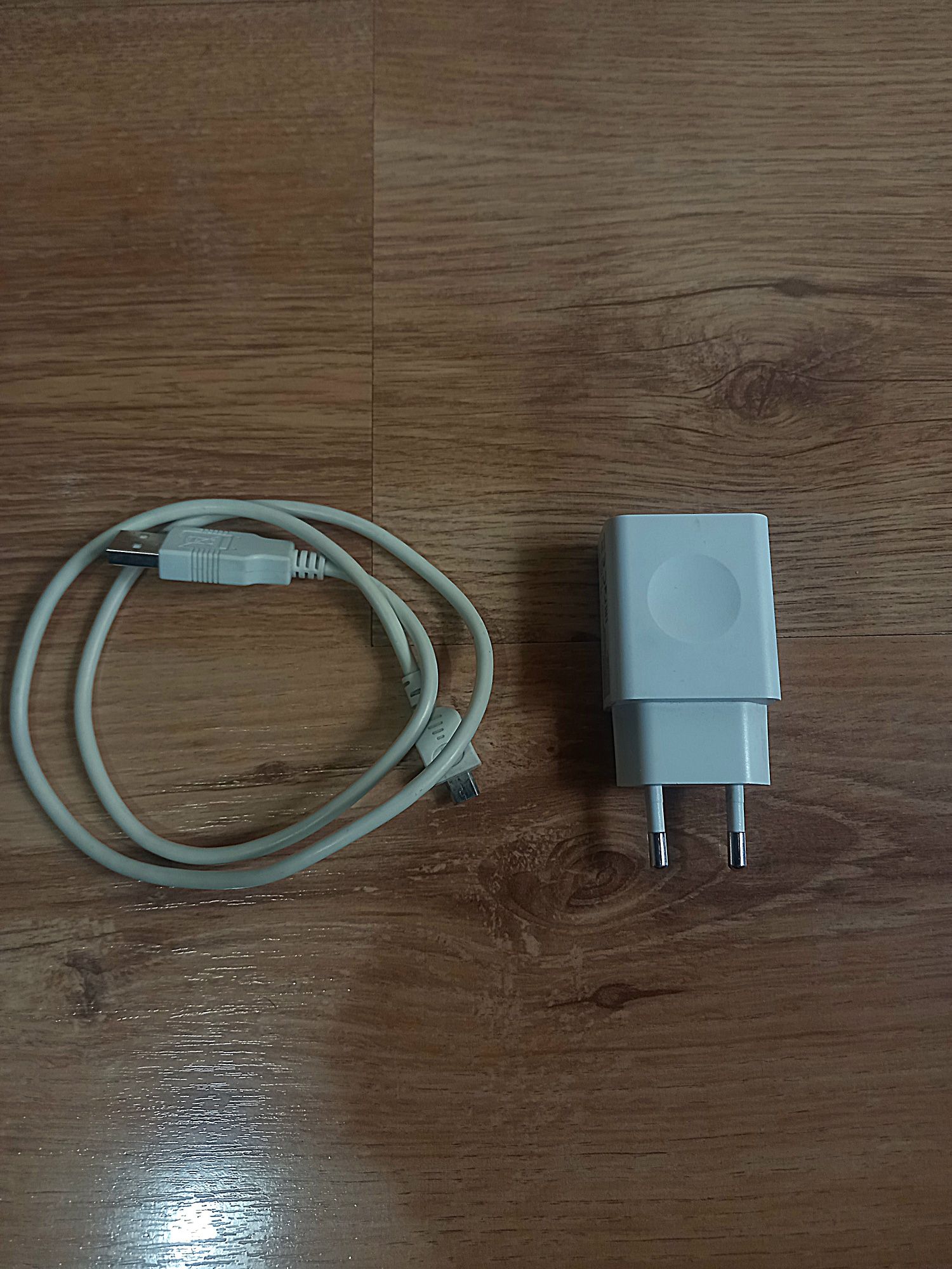 Телефон Huawei Y7