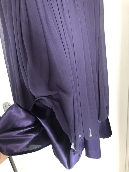 Рокля в кралско лилаво