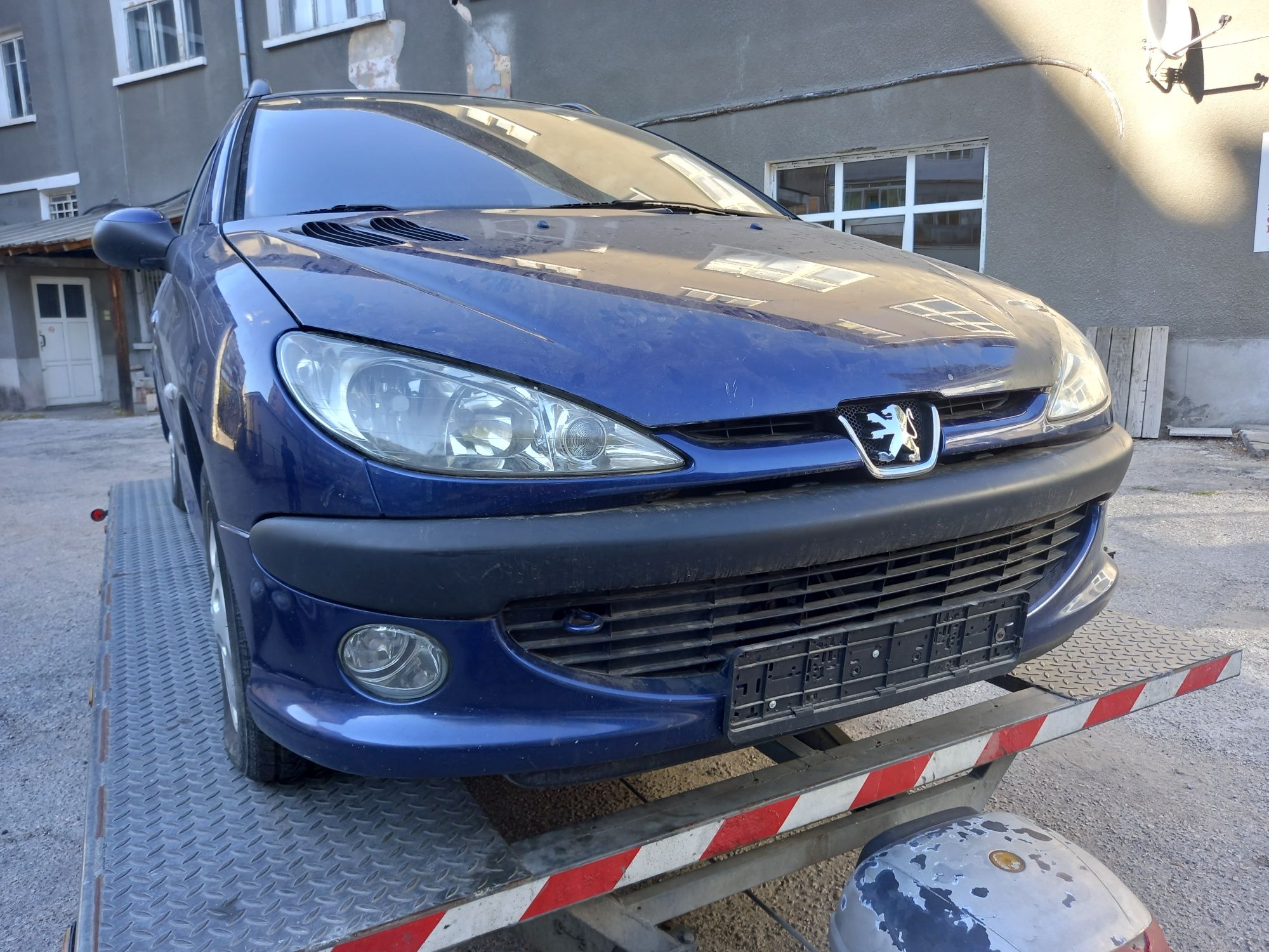 Пежо 206 SW 1.4 75коня на части Peugeot 206 Комби 1.4 бензин