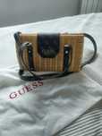 Дамска чанта Guess