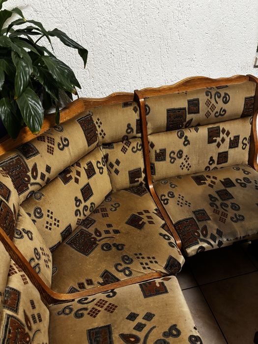 Vand coltar bucatarie+masa din lemn