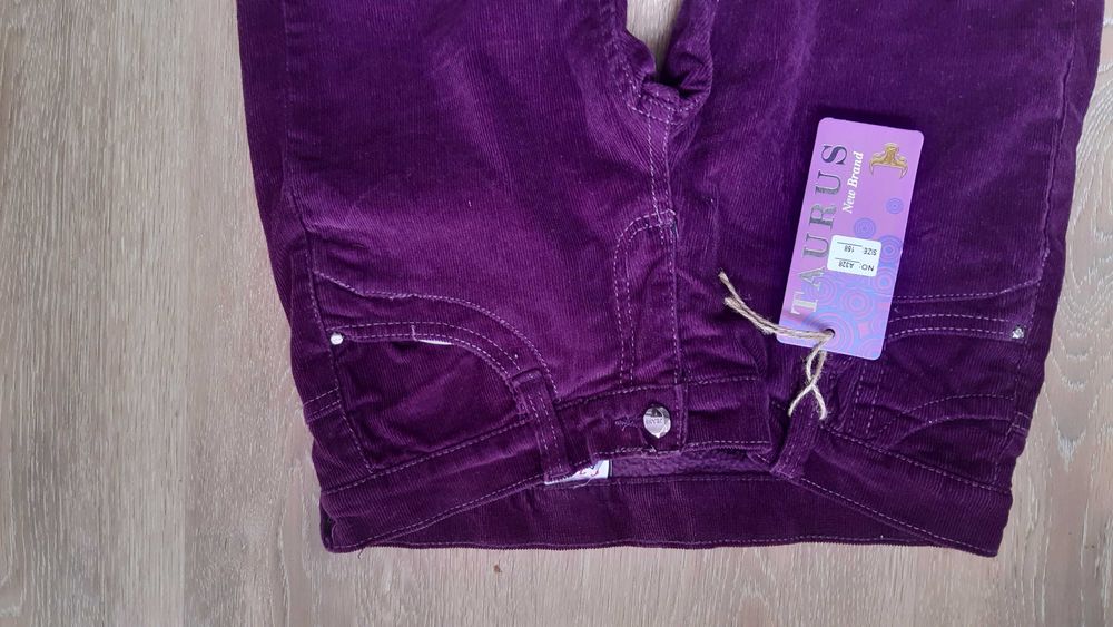 Нови топли джинси 158см