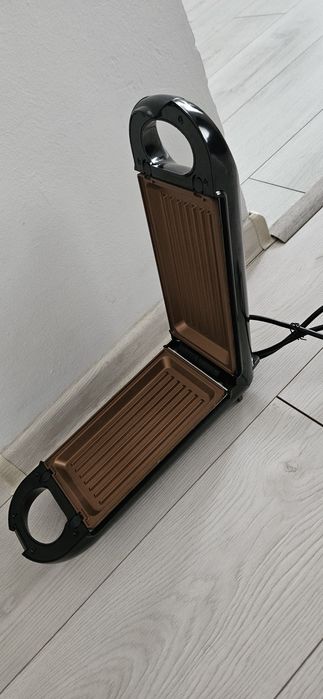 Gratar electric Livington FlipSwitch + 3 placi suplimentare