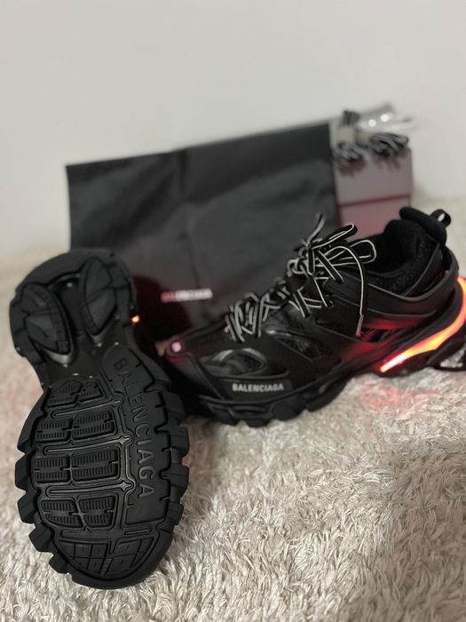Balenciaga Track Led,noi cu cutie+toate accesoriile