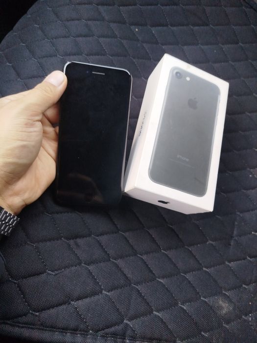 Iphone 7 продается