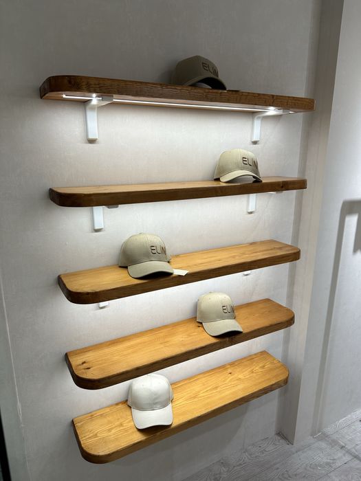 Продаются 6 деревянных полок (из натурального дерево) с LED подсветкой