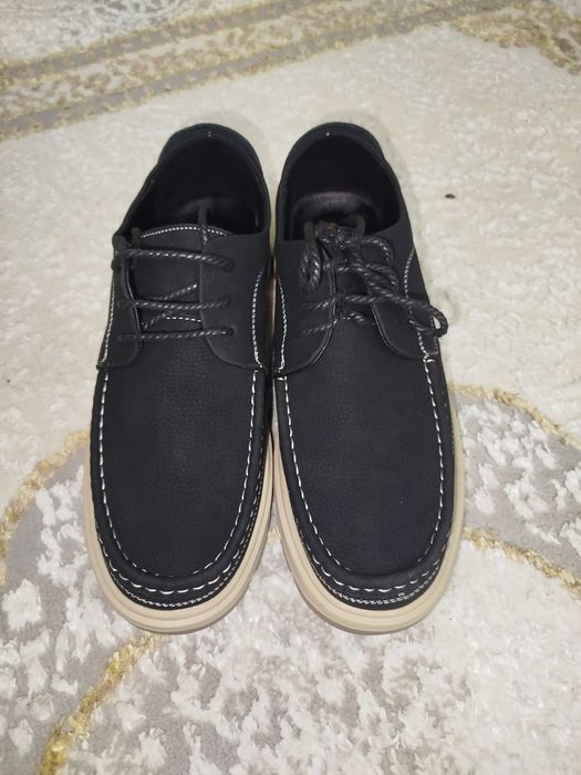 England Clarks 43