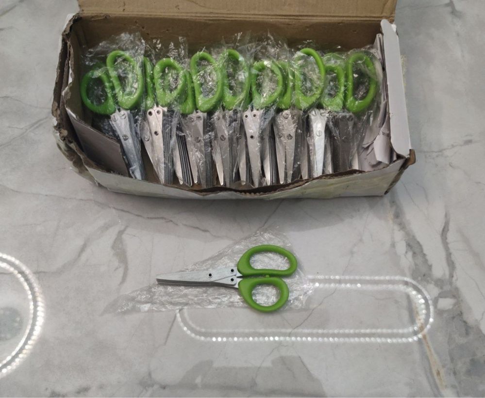 Продам ножницы для зелени