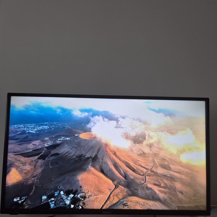 Smart tv Horizon 102 cm