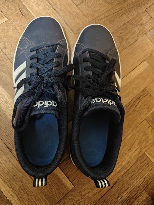 Адидас маратонки 43 1/2