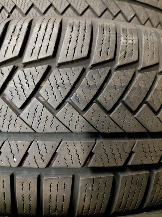 235/60/18" Continental 4бр.гуми