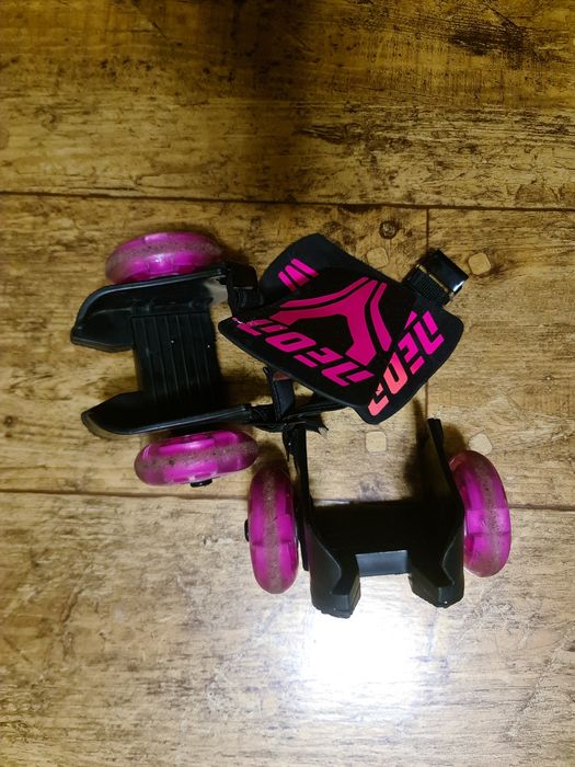 Продам раздвижные ролики на обувь