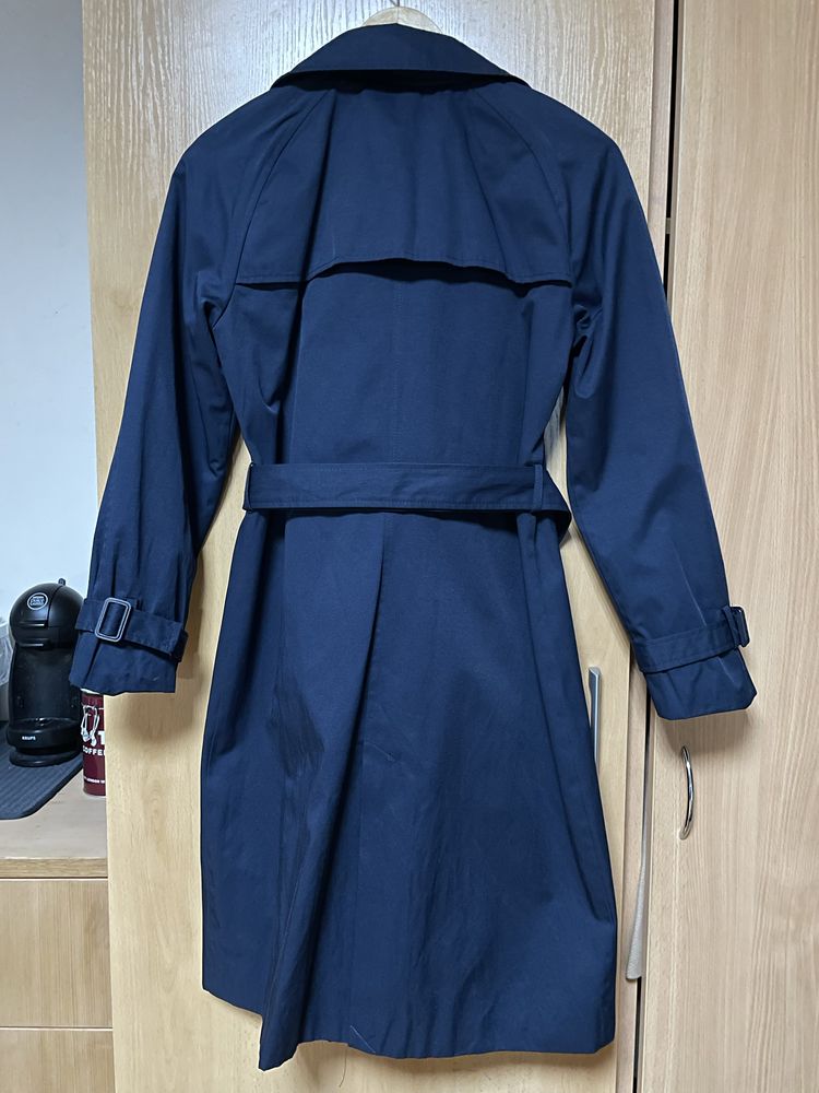 Тъмносин trench coat- Stradivarius