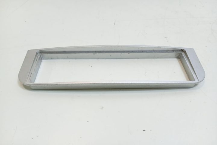 Ornament cd player 28100102 Alfa Romeo 147  seria