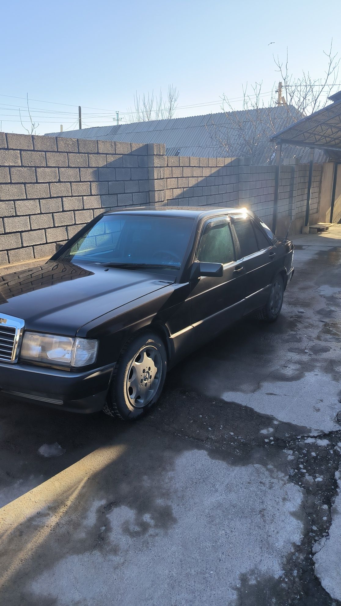 Продам мерс 190...