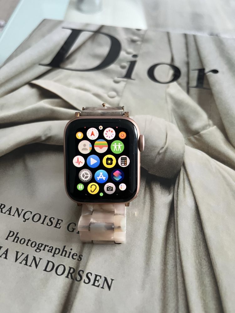 apple watch 5 часовник