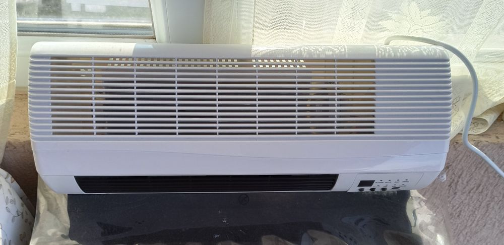 Termoventilator orizontal cu telecomandă 200lei