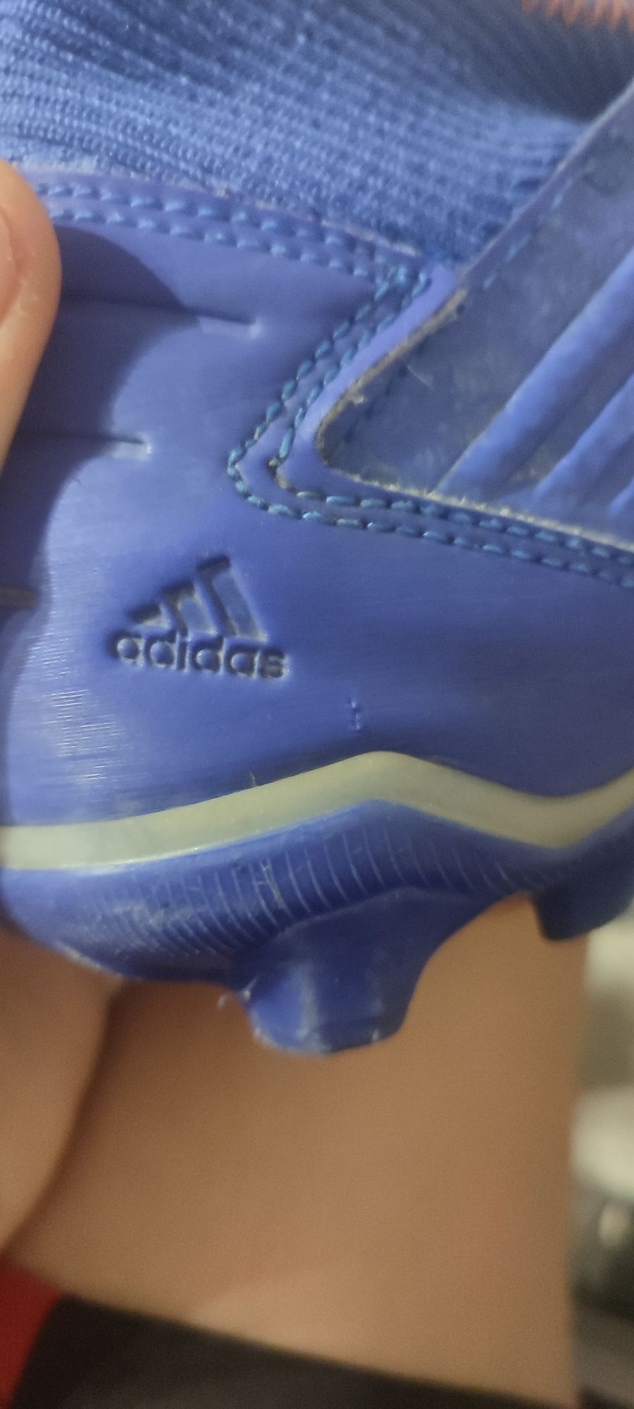 Ghete fotbal adidas predător Nr 40