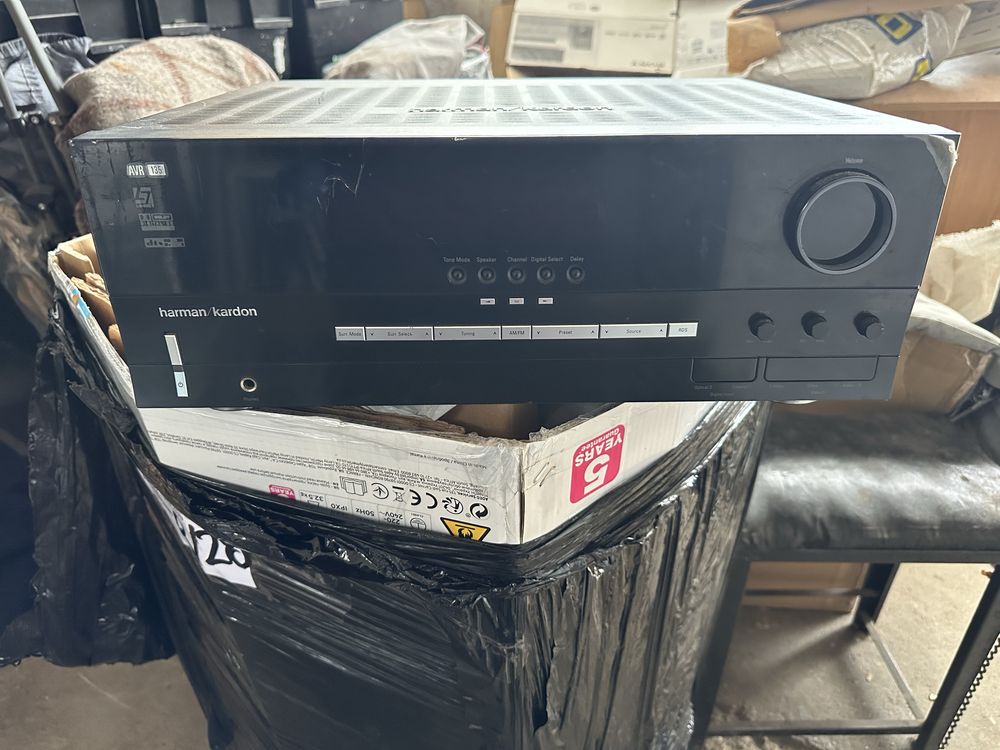 Vand Harman Kardon AVR 135