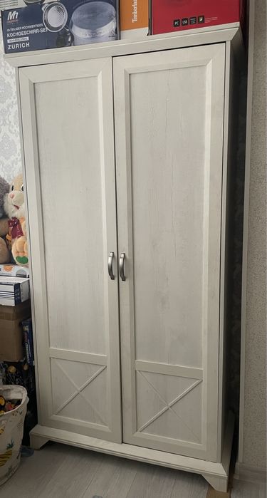 Шкаф сатылады. Жағдайы жақсы