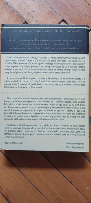 Carte Atributele lui Dumnezeu