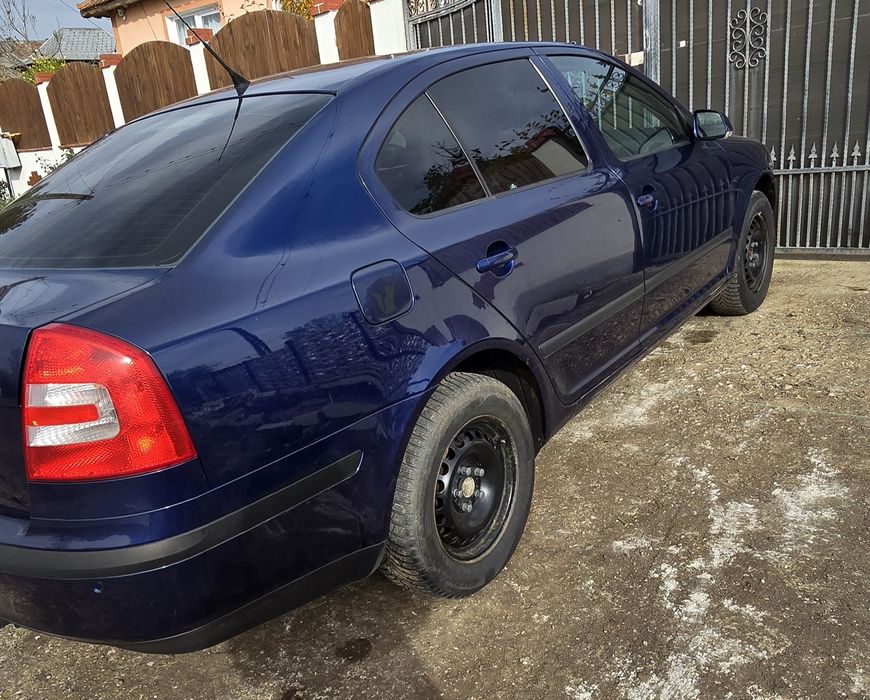 Vând skoda octavia 2