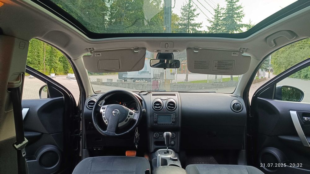 Vând Nissan Qashqai 2011,automat,2.0,4×4