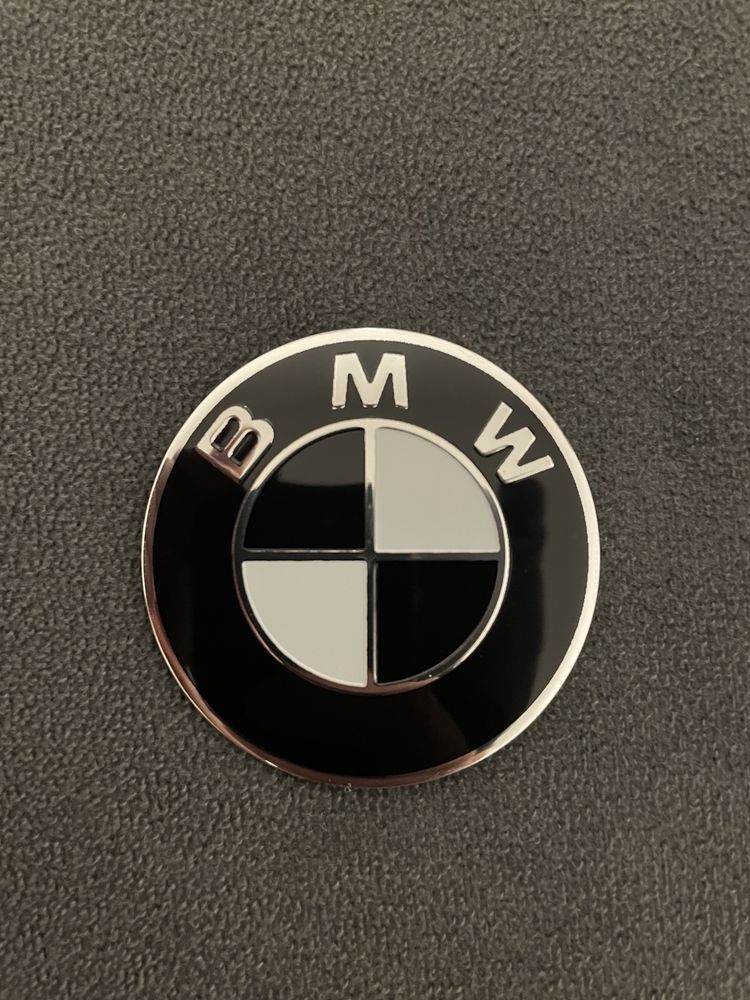 Set embleme Alb Negru Stema Logo Bmw Seria 1 3 5 7 X1 X5 X6 E60 E90