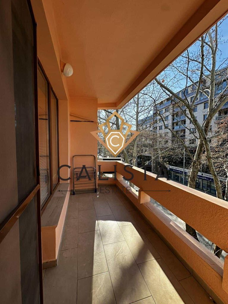 Дава се под наем Тристаен апартамент в Пловдив, Център - 70 кв.м за 535.5 € - Снимка #11