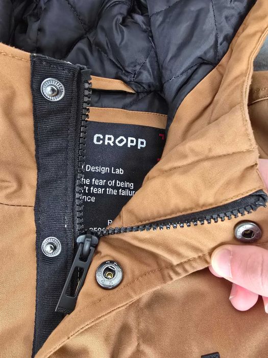 Geacă de iarnă bărbați Cropp (Parka) cu glugă, maro, mărime S, nouă.