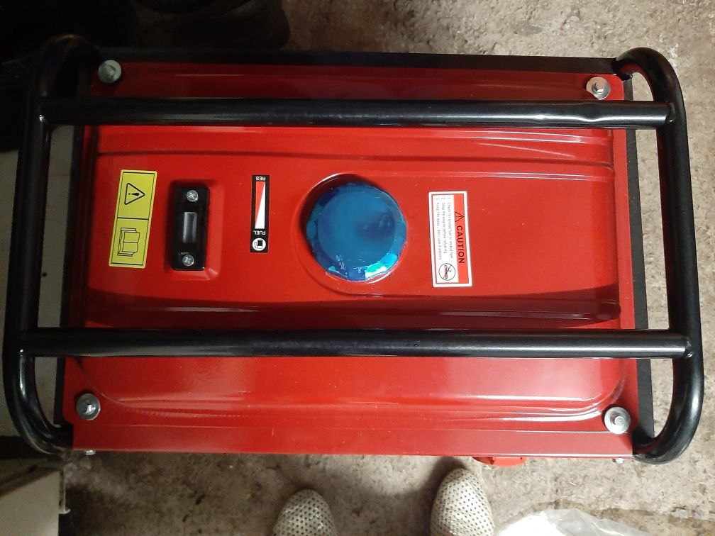 Четиритактов генератор за ток MT3500W Professional агрегат 3.5kW