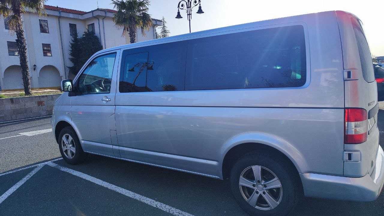 VW Caravella automatic