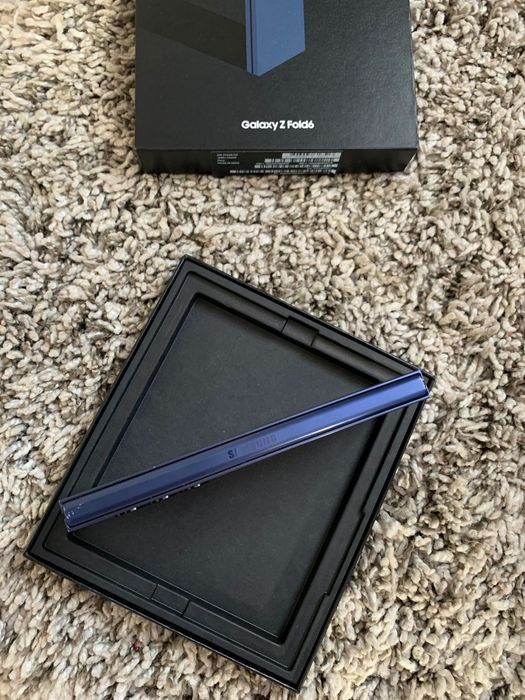 Samsung galaxy Z fold6 256 GB