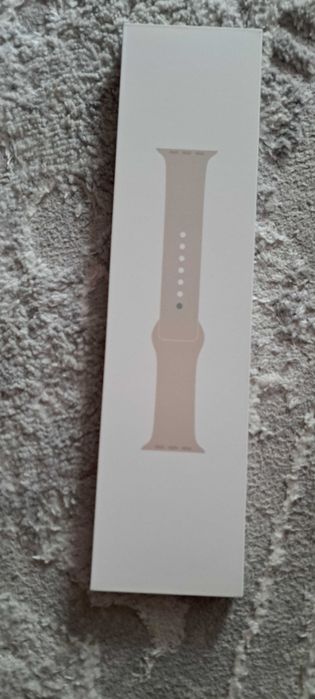 Продам оригинальный ремешок apple watch 45mm новый