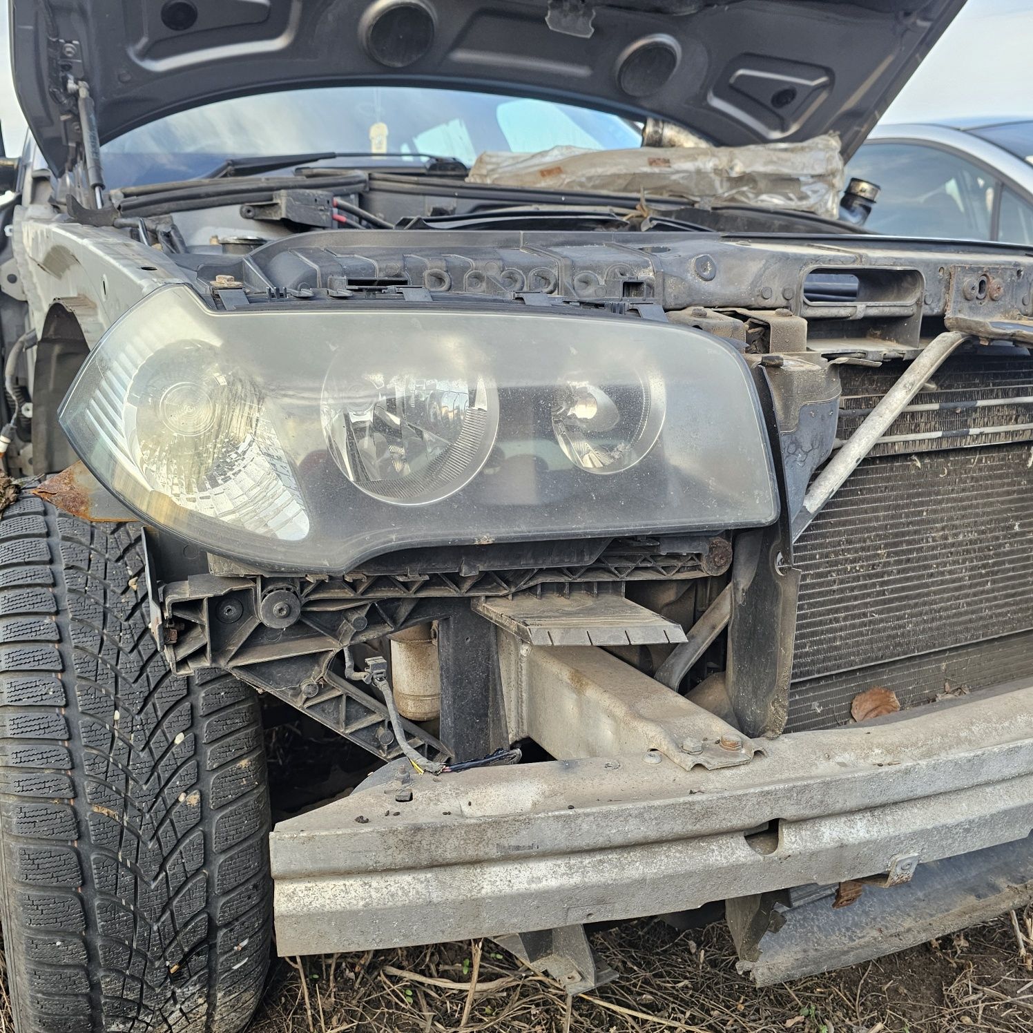 Фарове за BMW x3 e83