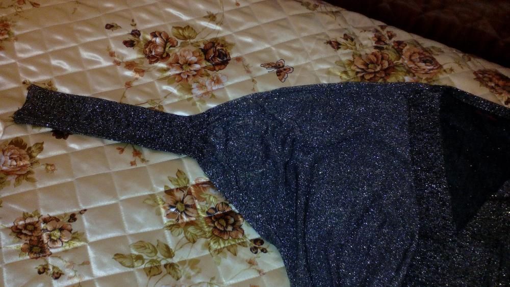 Дамска блуза лъскава - 8 лв