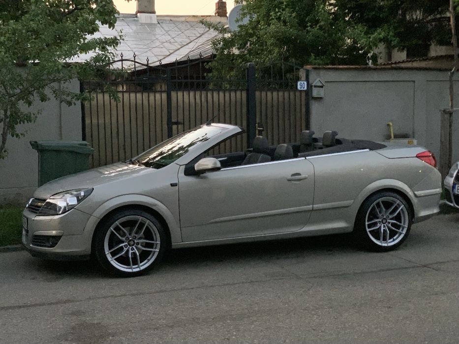 Opel astra h twintop