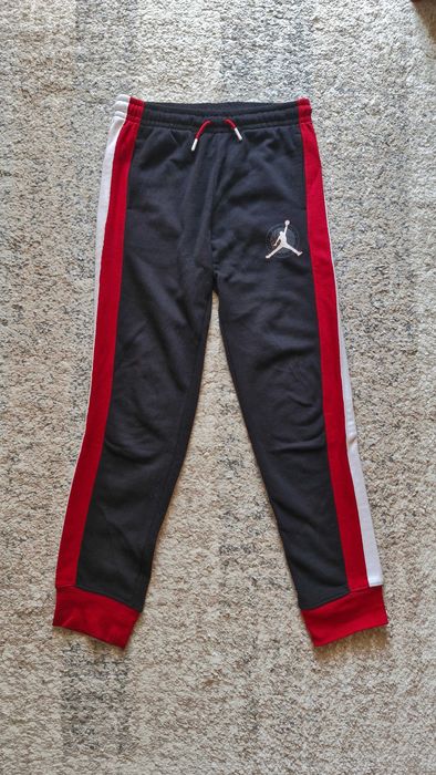 Pantaloni Jordan 12-13 ani (147-163 cm)