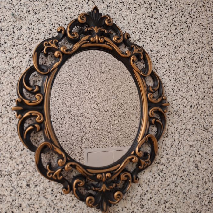 Продавам ретро огледало