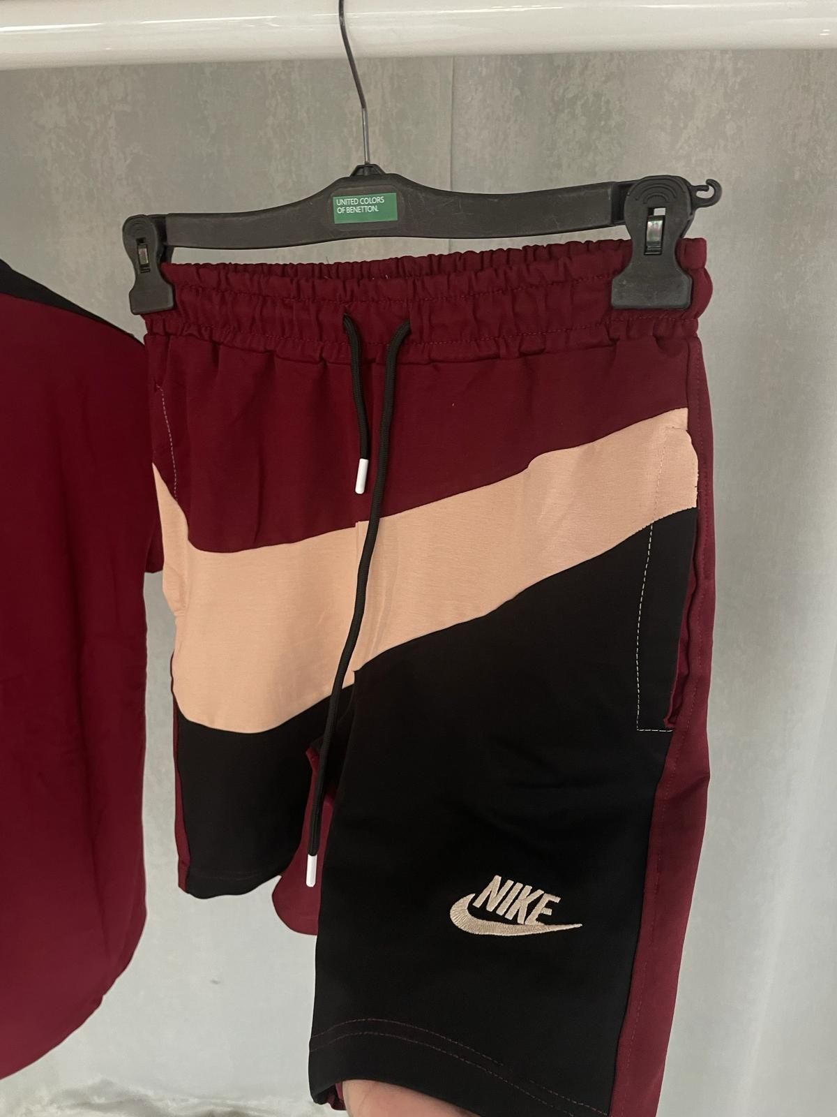 Nike къси панталони НАМАЛЕНИ