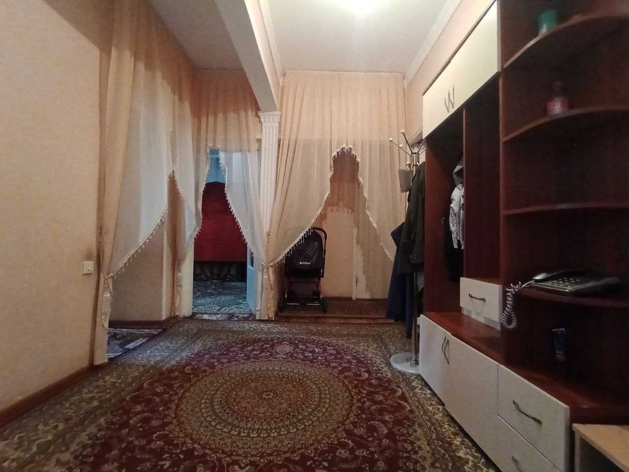 Продается 4х комнатная квартира 40 лет Ориентир Крестик (136559)