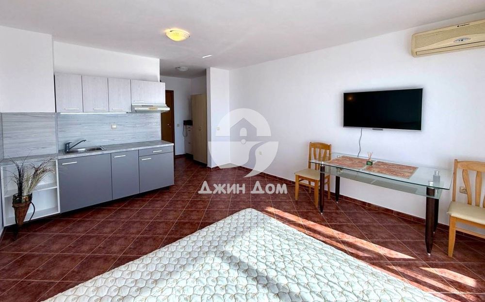 Просторен едностаен апартамент в к-с „Арките“, с. Кошарица