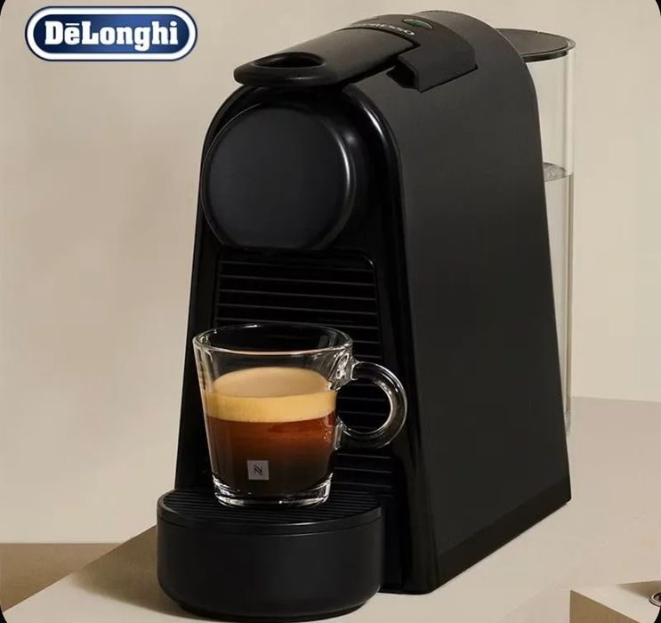 Капсульная кофемашина Nespresso essenza mini
